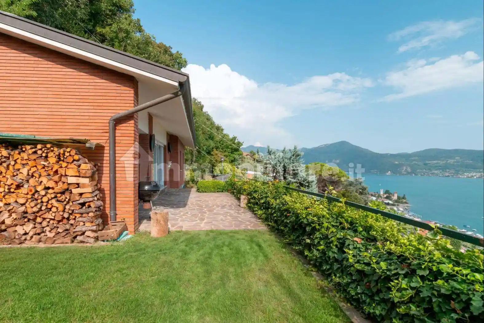 Villa in vendita a Predore