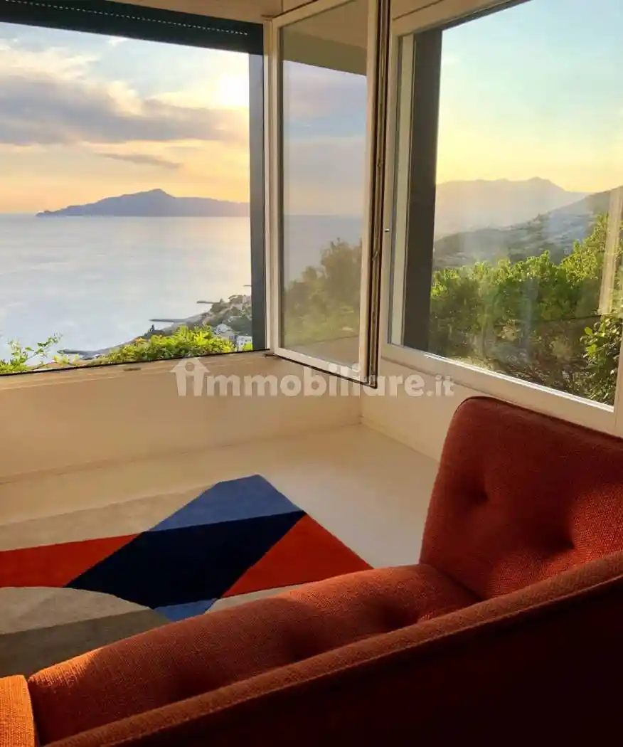 Villa in vendita a Lavagna