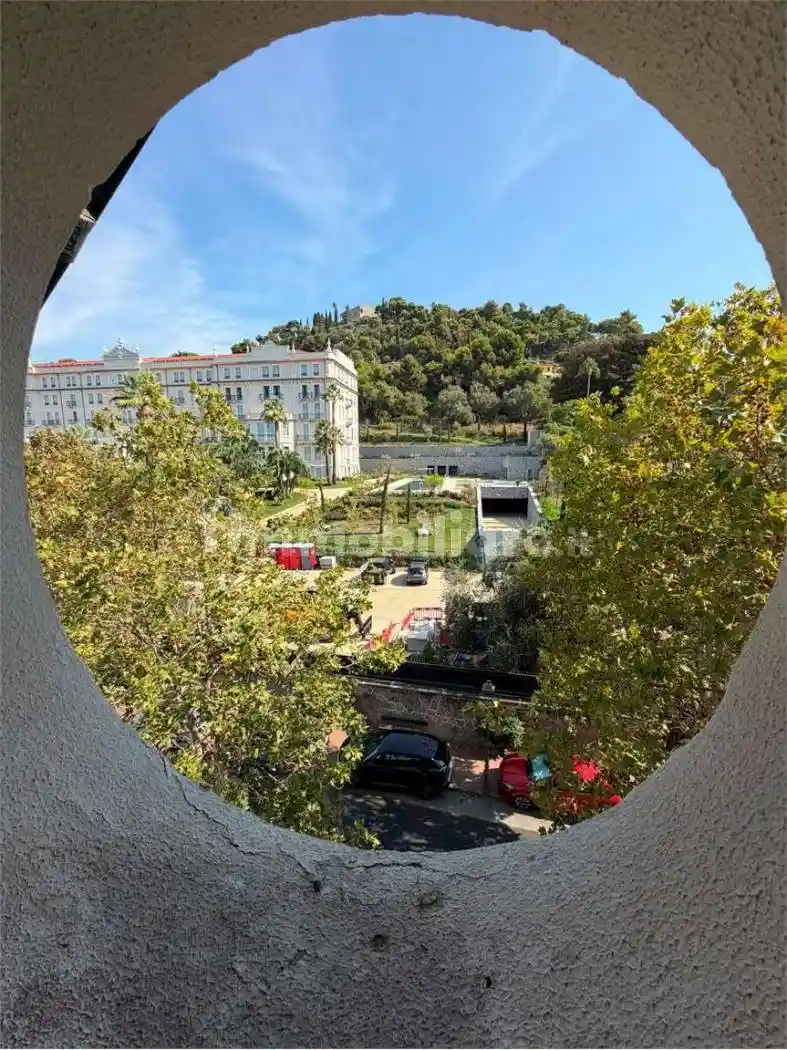 Appartamento in vendita a Bordighera