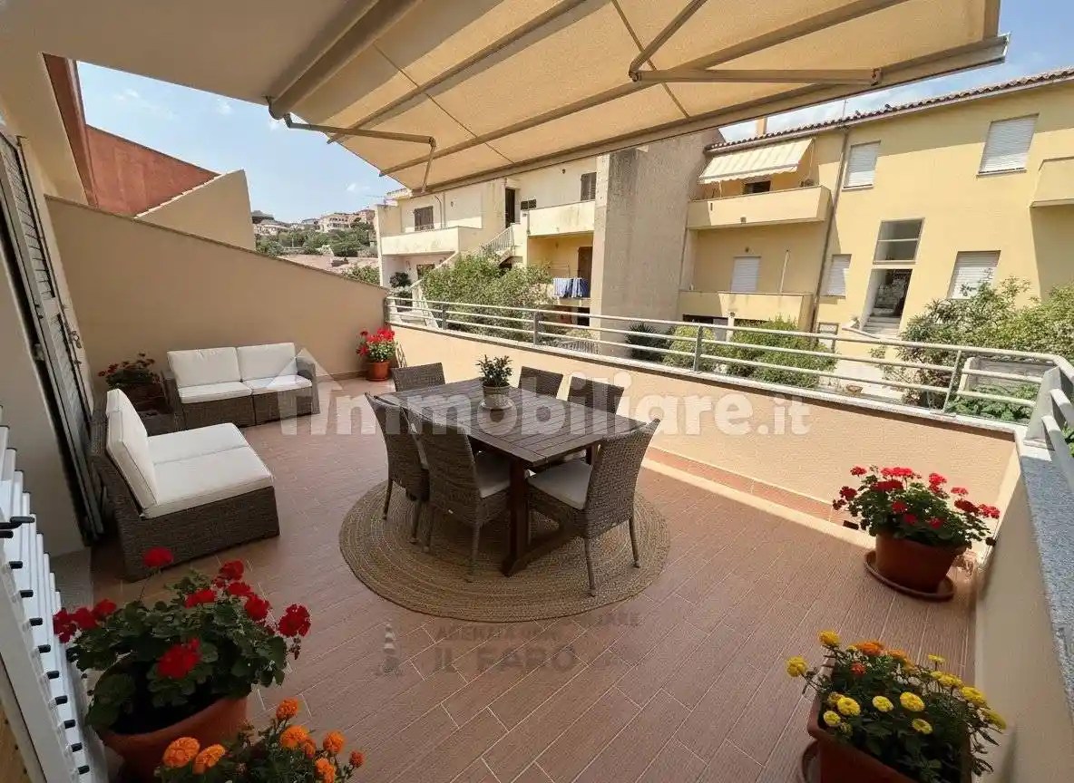 Appartamento in vendita a La Maddalena