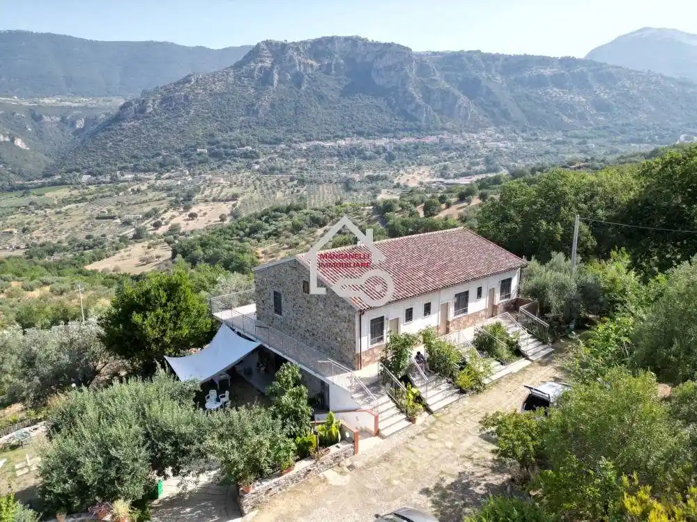 Villa in vendita a Giungano