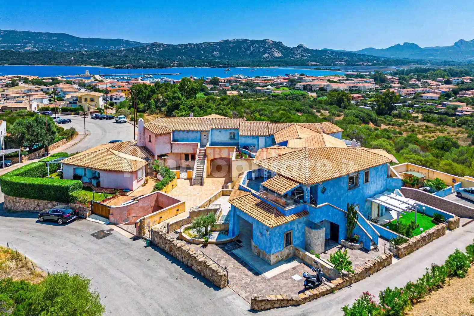 Appartamento in vendita a Arzachena