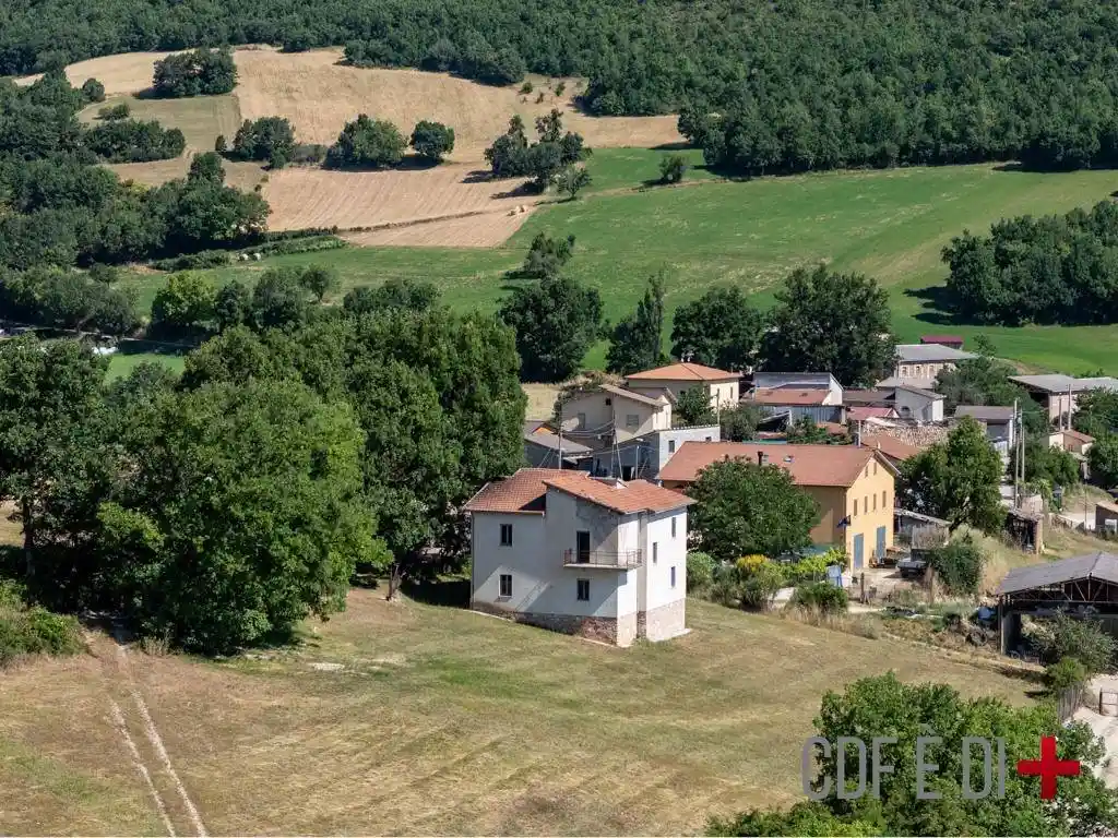 Villa in vendita a Cascia