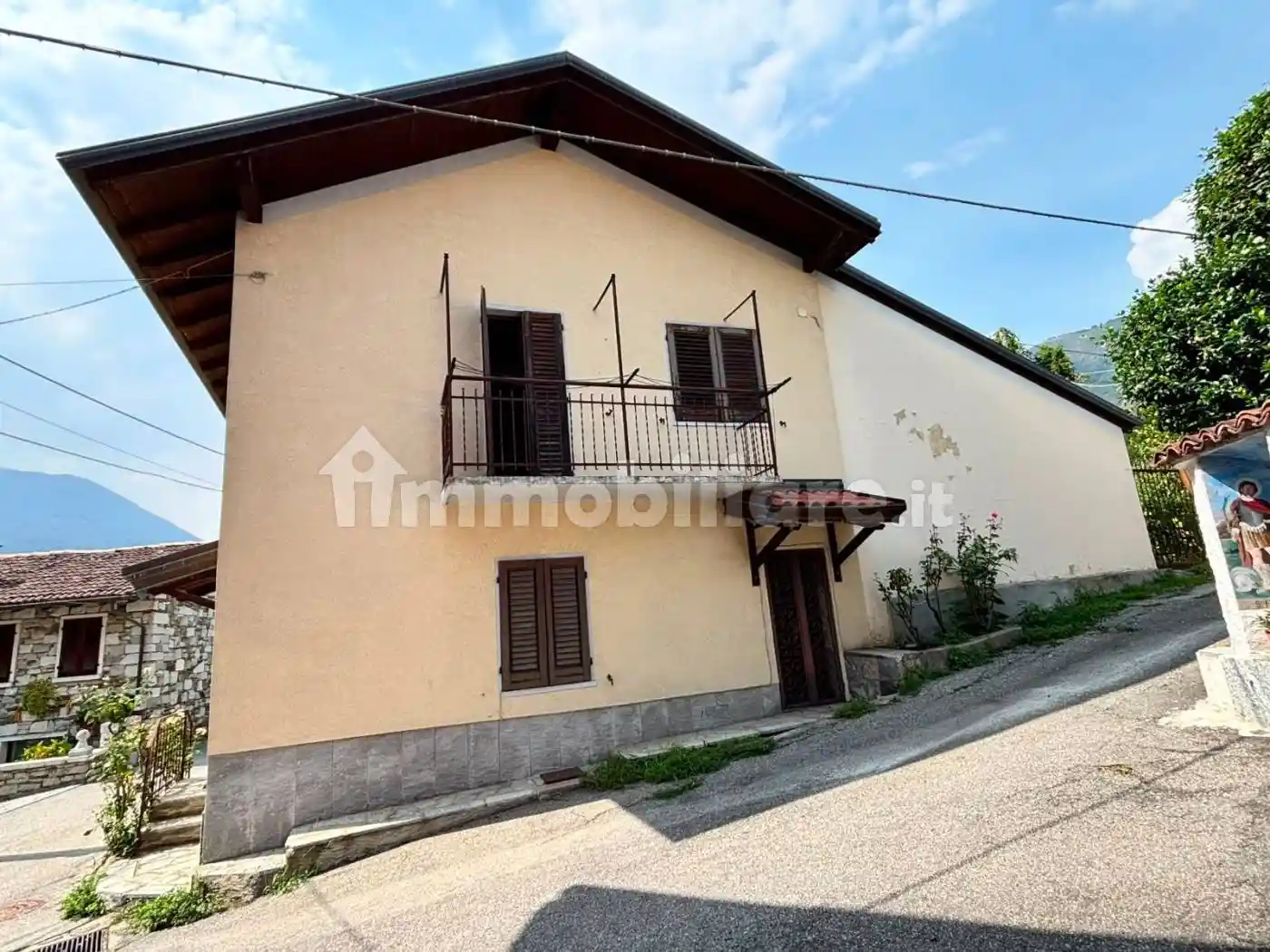 Casa indipendente in vendita a Mergozzo