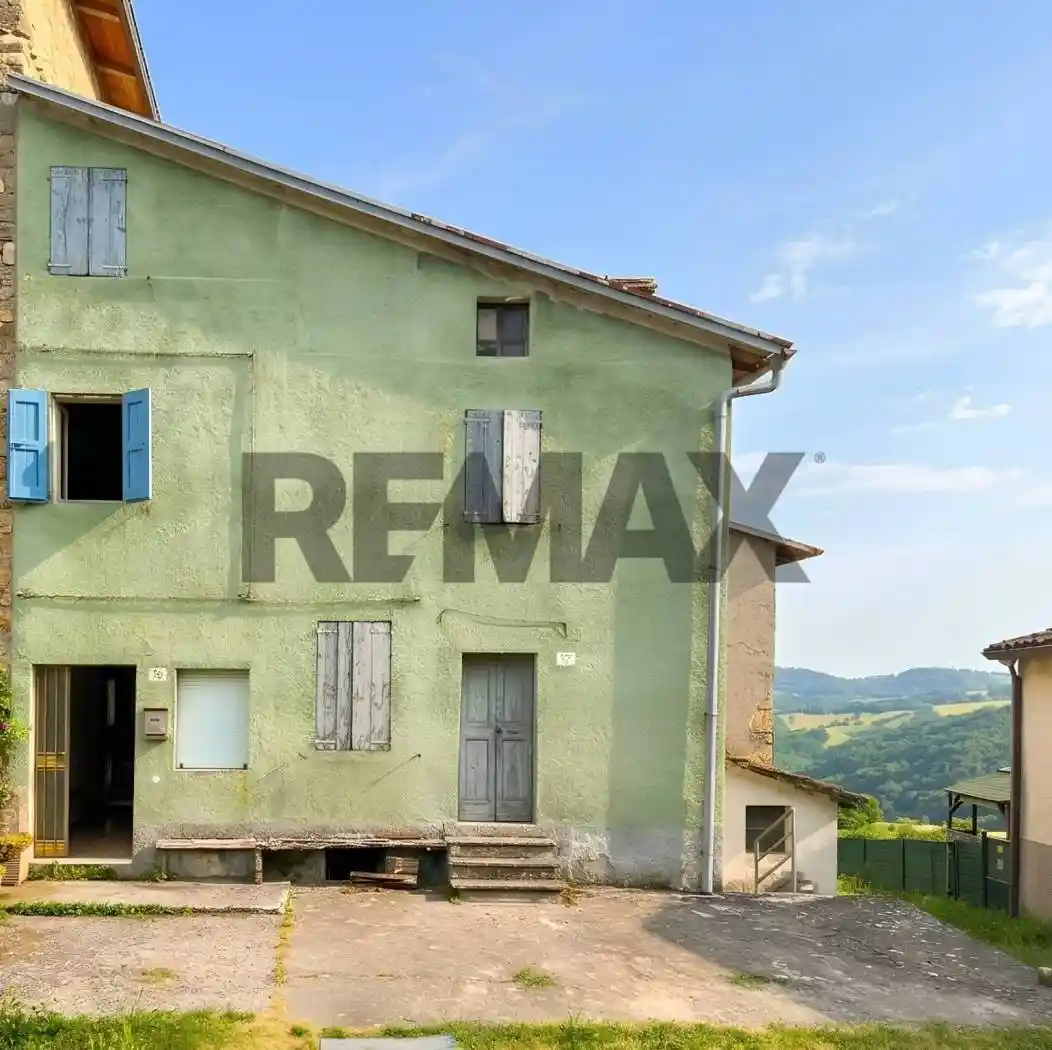 Casa indipendente in vendita a Casina