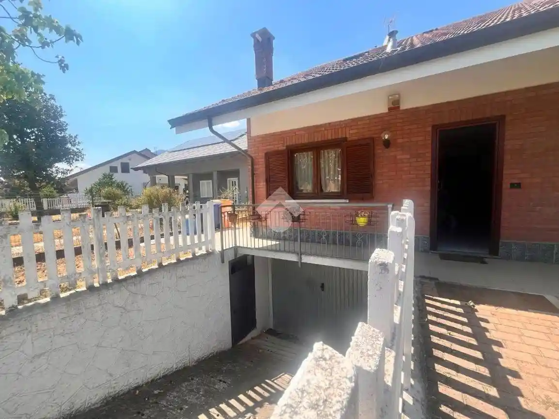 Villa in vendita a Bruino