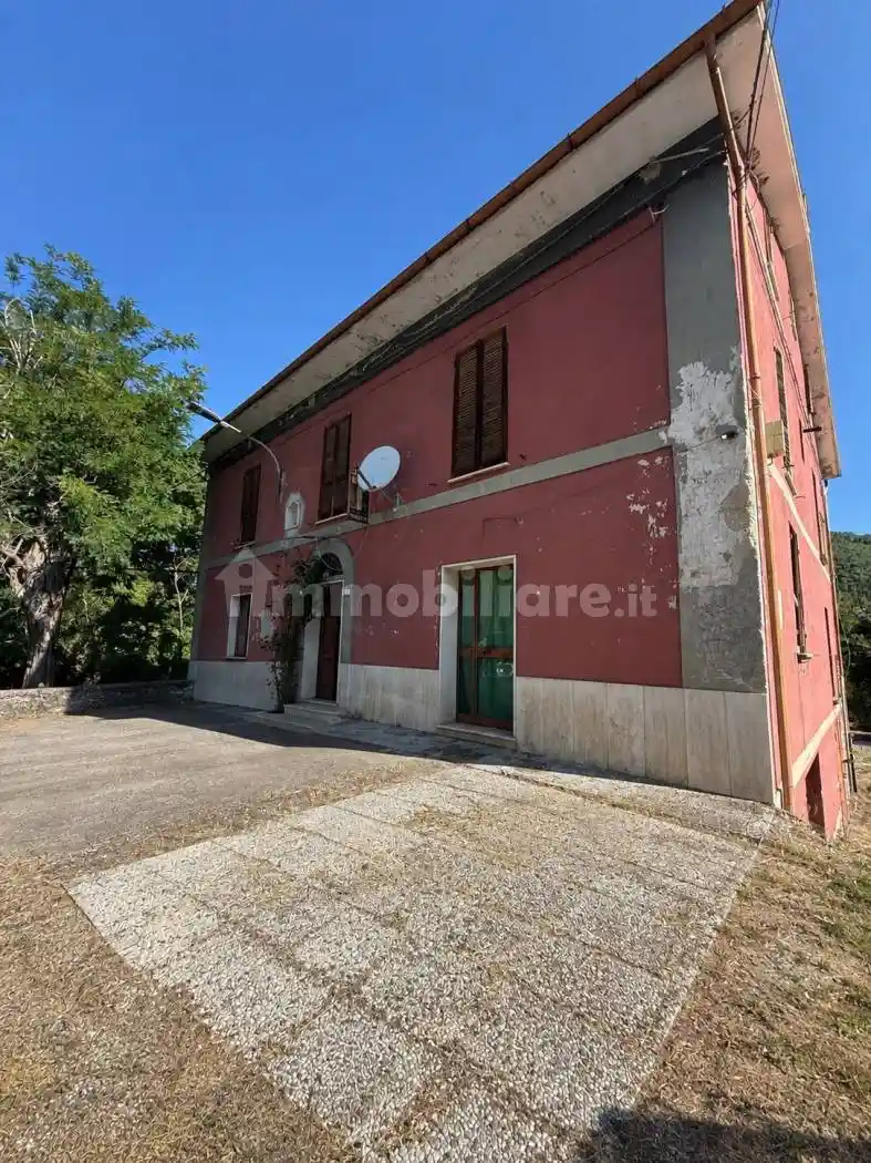 Palazzo - Edificio in vendita a Concerviano
