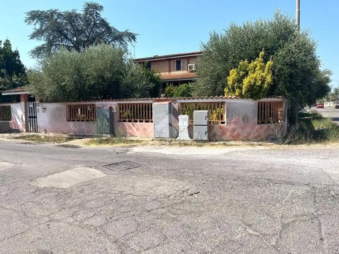 Villa in vendita a Ardea