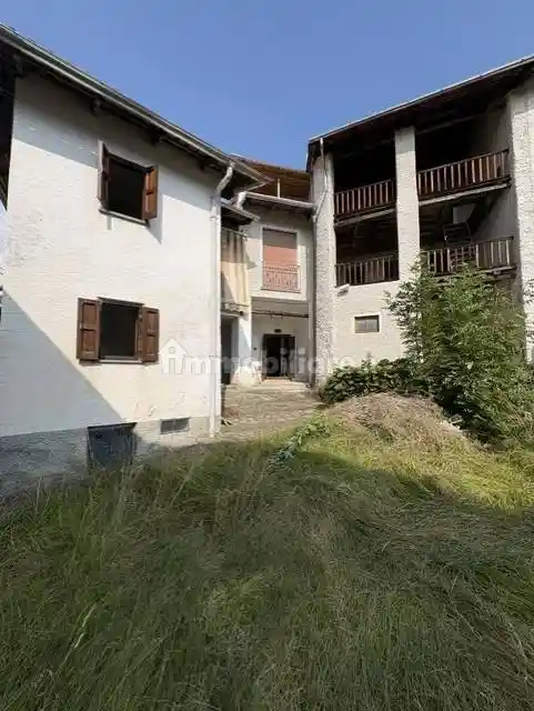 Casa indipendente in vendita a Cellio con Breia