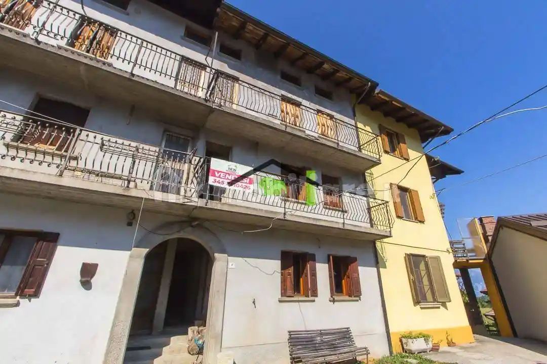 Rustico - Casale in vendita a Verzegnis