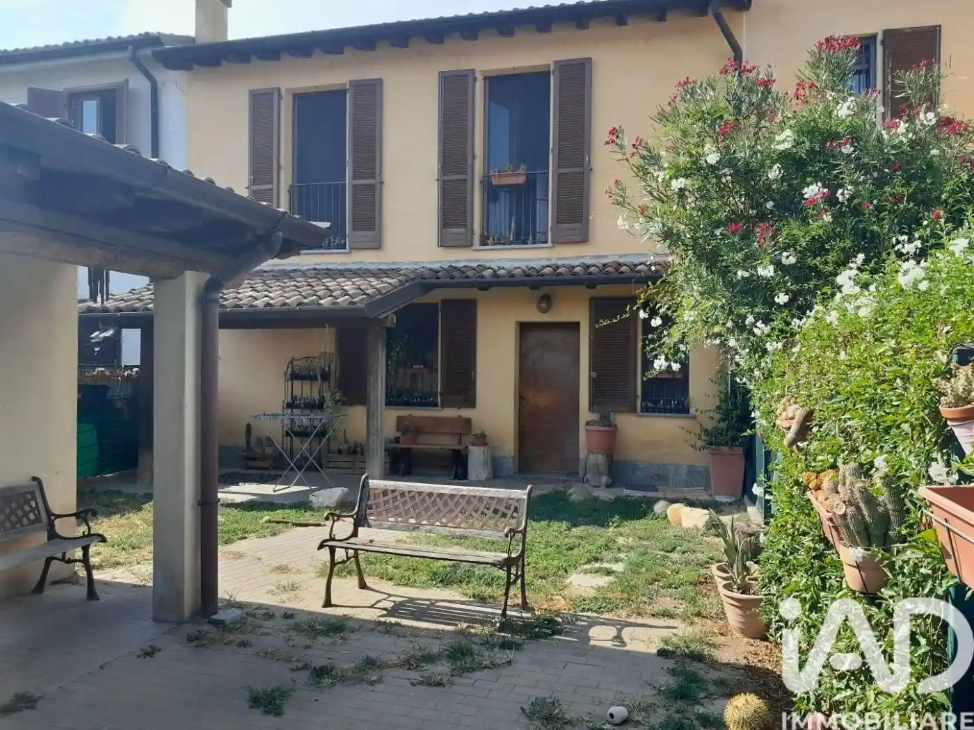 Villa in vendita a Travacò Siccomario