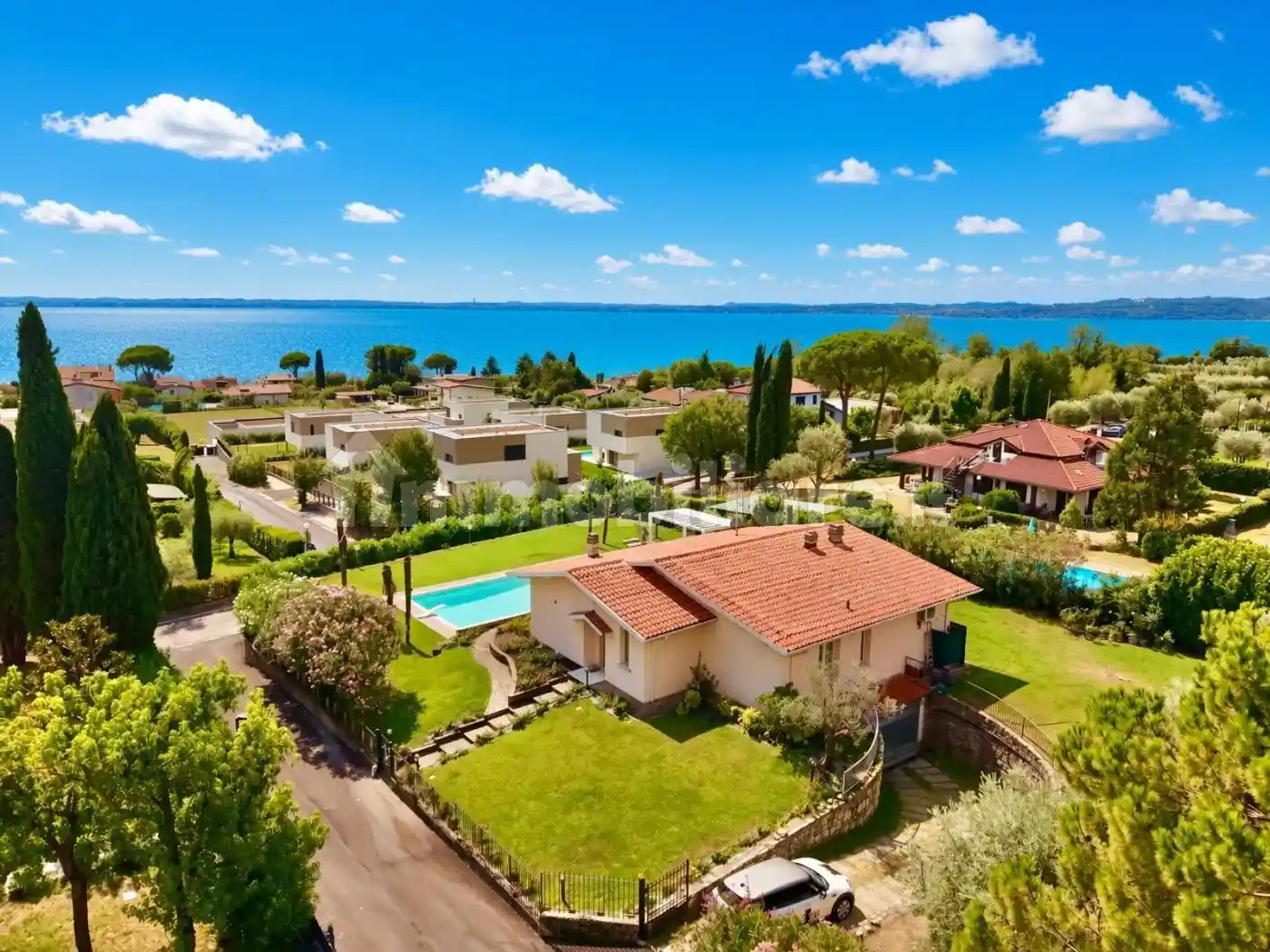 Villa in vendita a Moniga del Garda