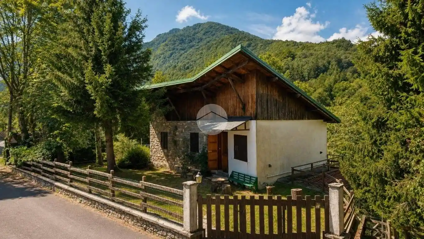 Villa in vendita a Mendatica