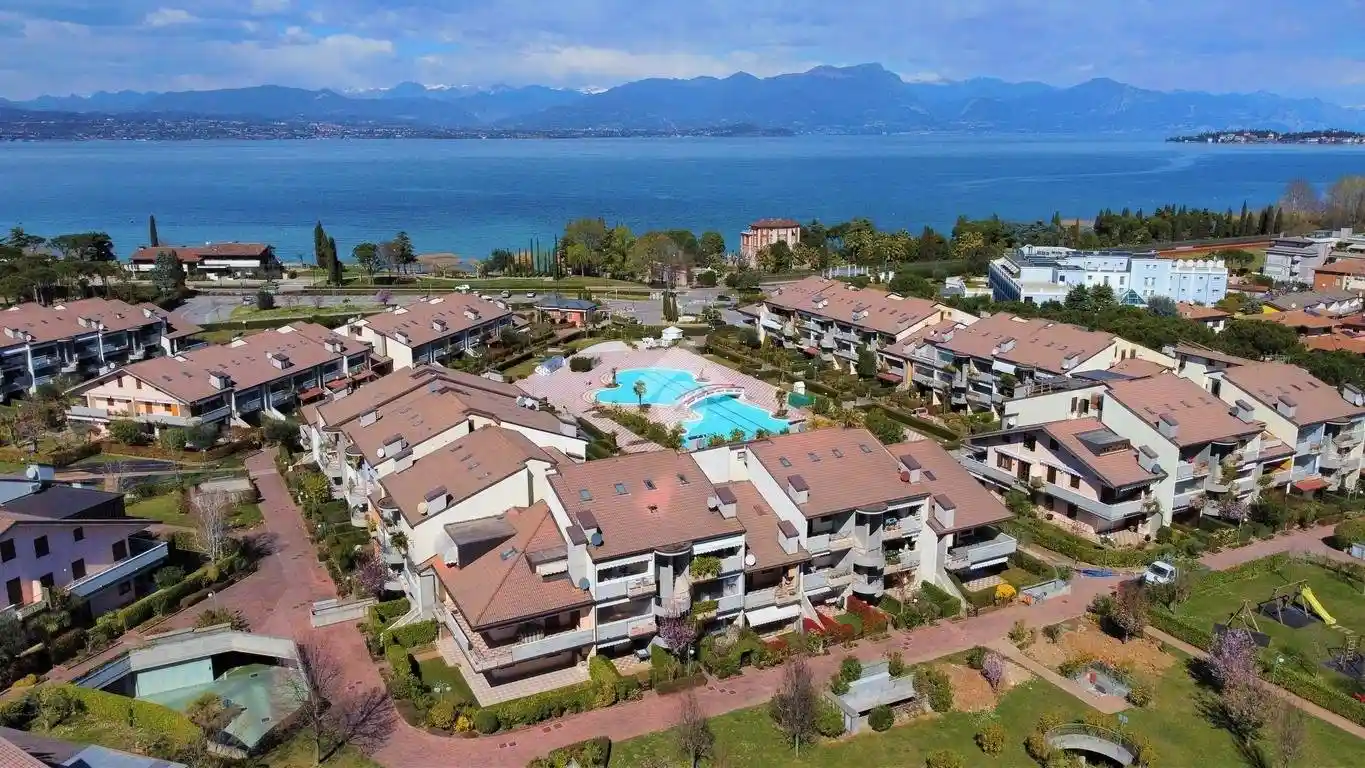 Appartamento in vendita a Desenzano del Garda
