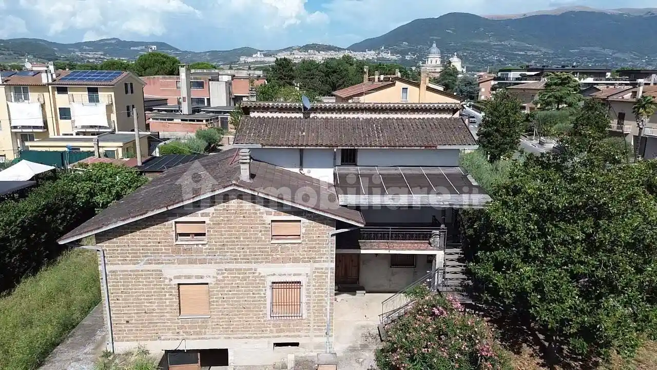 Villa in vendita a Assisi