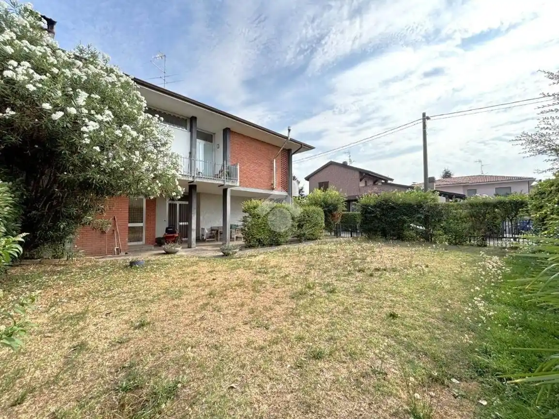 Villa in vendita a Soncino