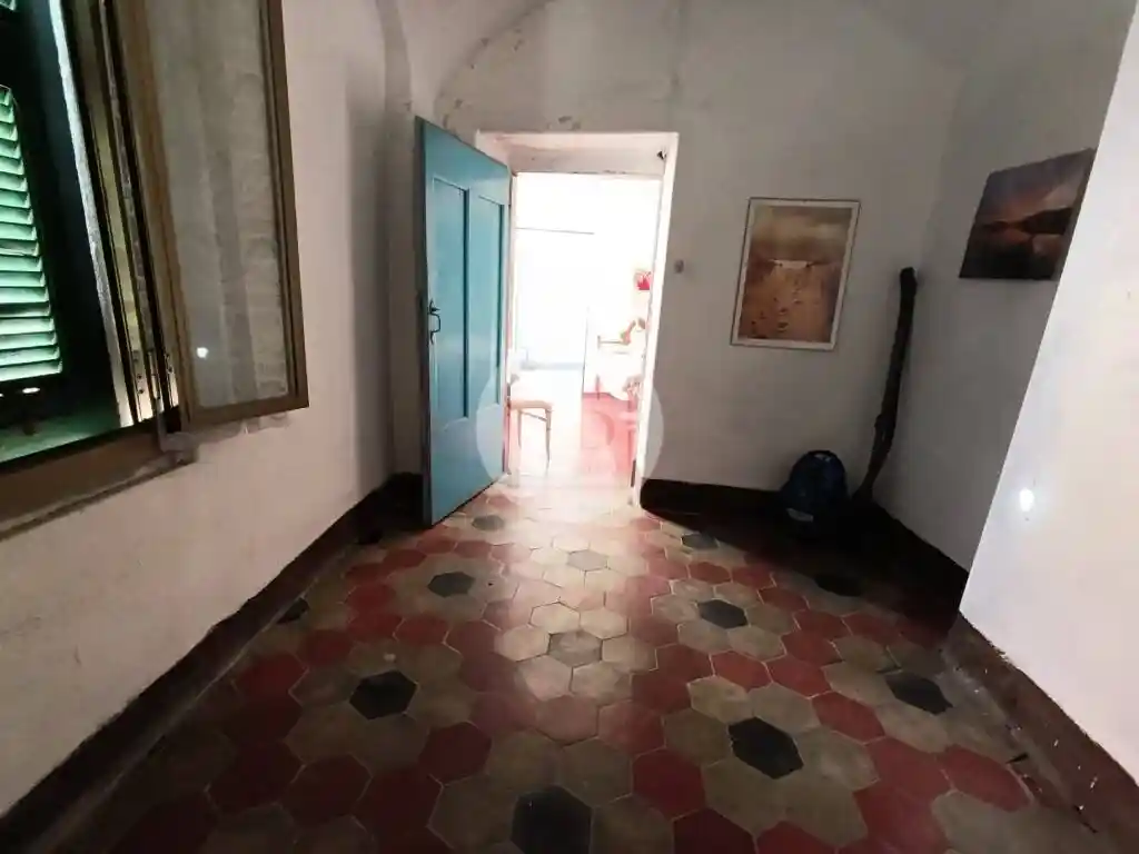 Appartamento in vendita a Toirano