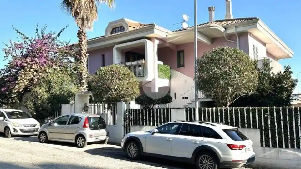 Villa in vendita a Grottammare