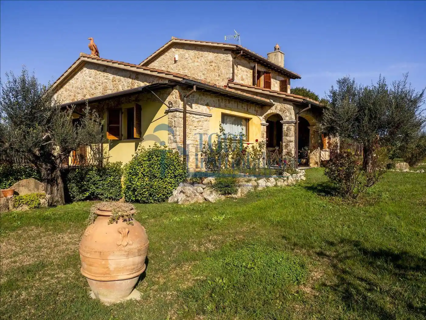 Rustico - Casale in vendita a Montecastrilli