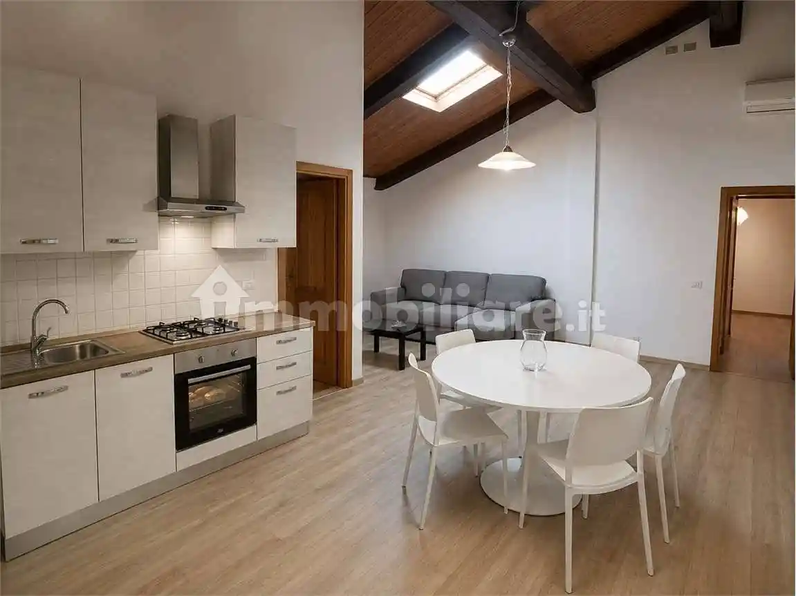 Appartamento in affitto a Modena