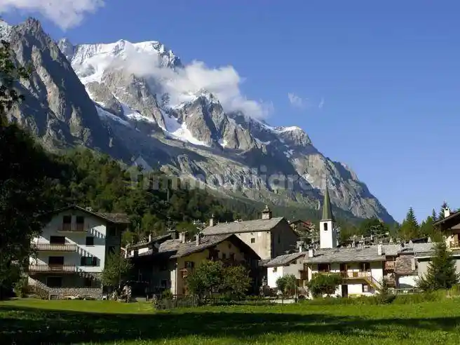 Rustico - Casale in affitto a Courmayeur