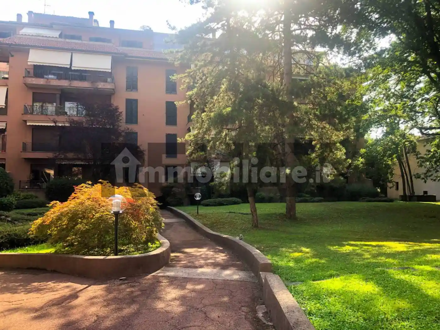 Appartamento in affitto a Monza