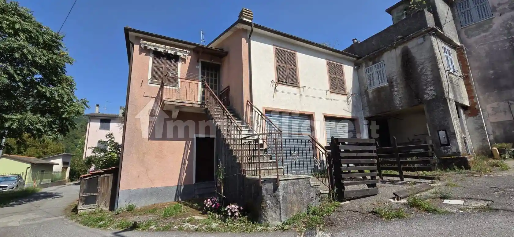 Casa indipendente in vendita a Lumarzo