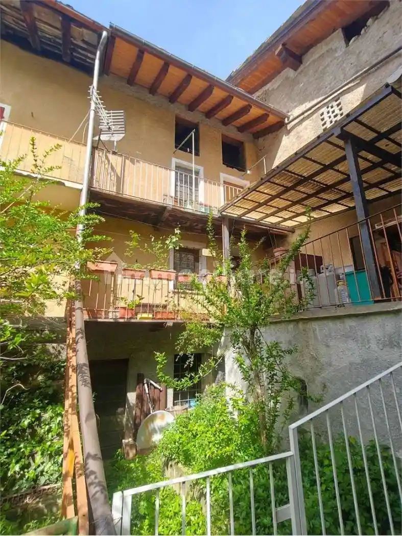 Casa indipendente in vendita a Montjovet