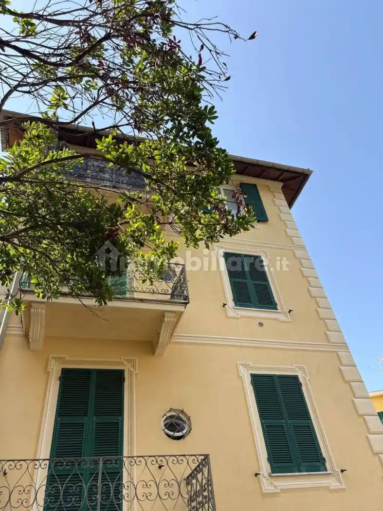 Appartamento in vendita a Rapallo