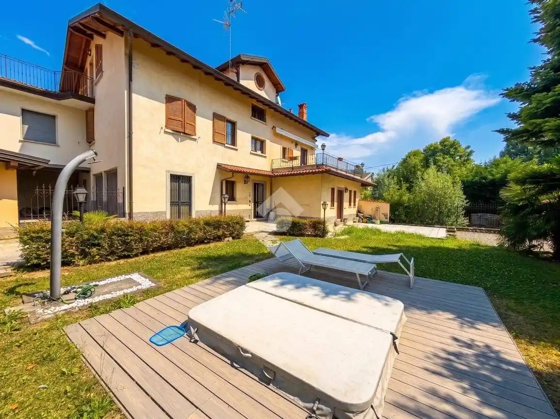 Villa in vendita a Paladina