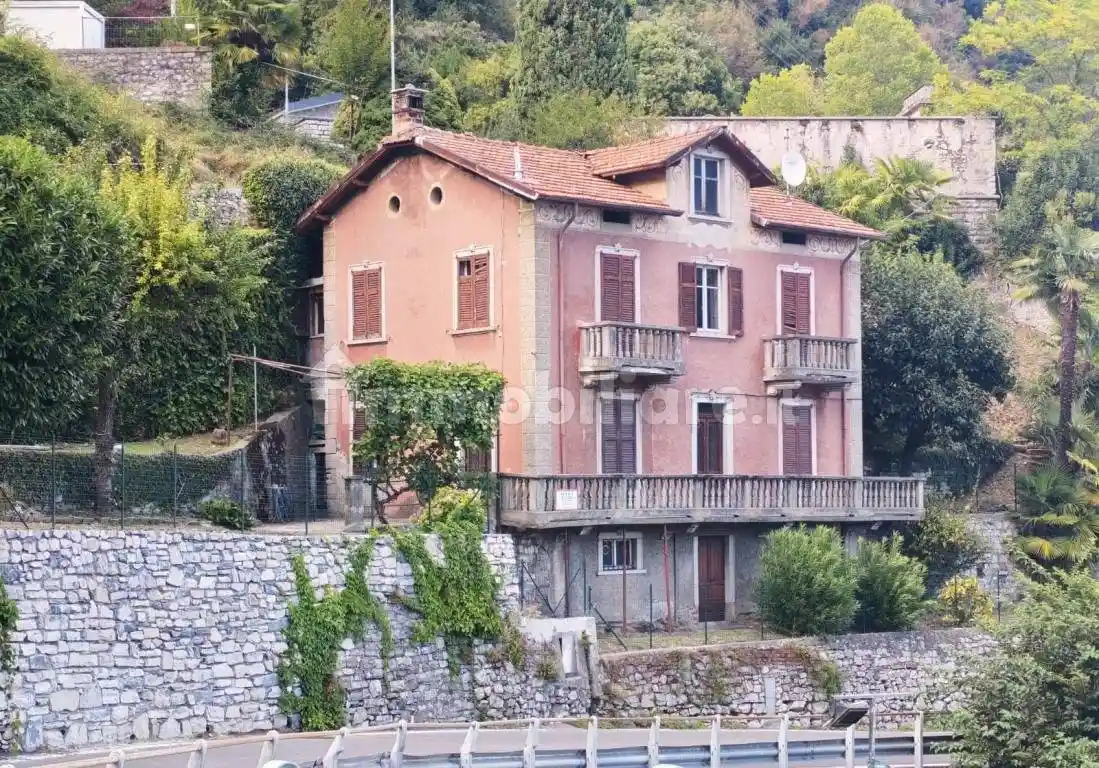 Villa in vendita a Argegno