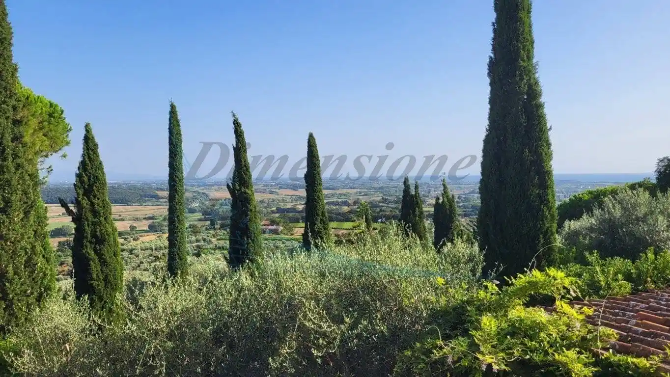 Casa indipendente in vendita a Rosignano Marittimo