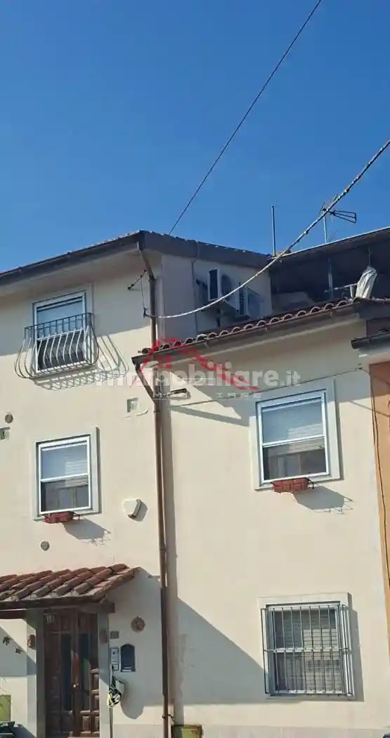 Casa indipendente in vendita a Cascina