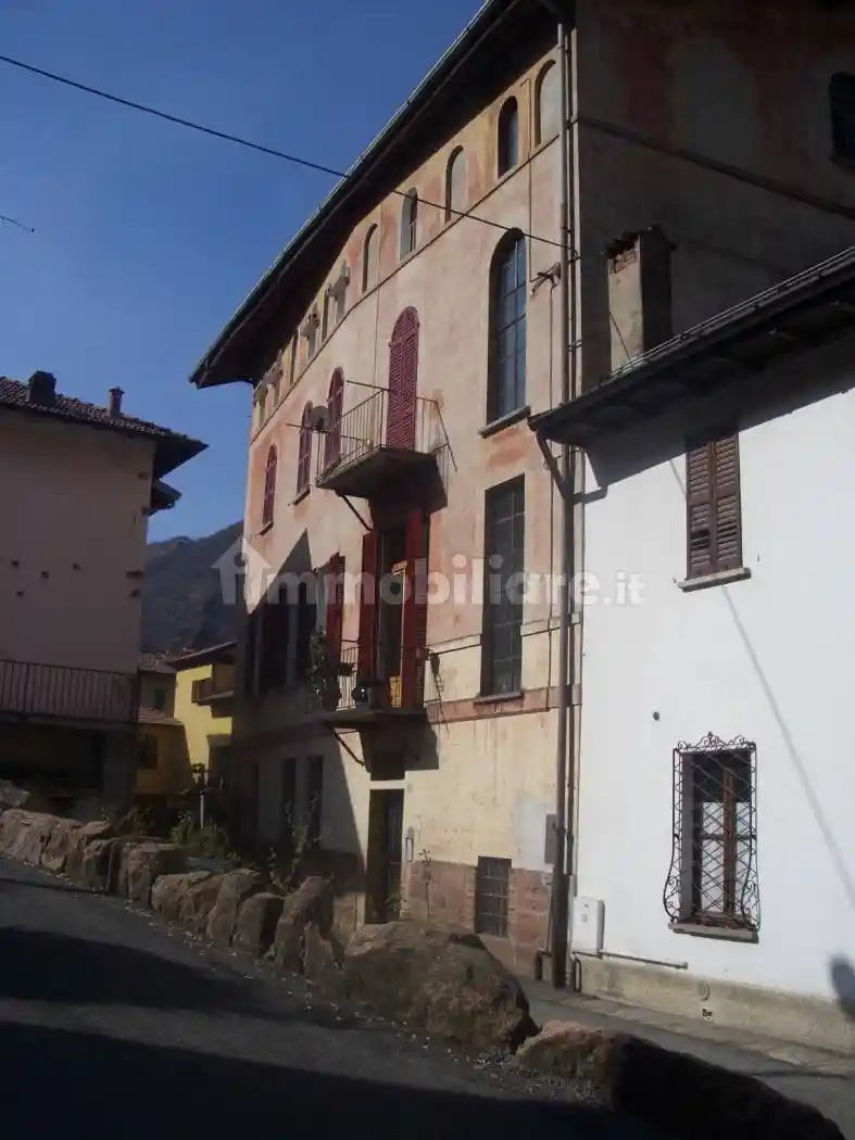 Appartamento in vendita a Valganna