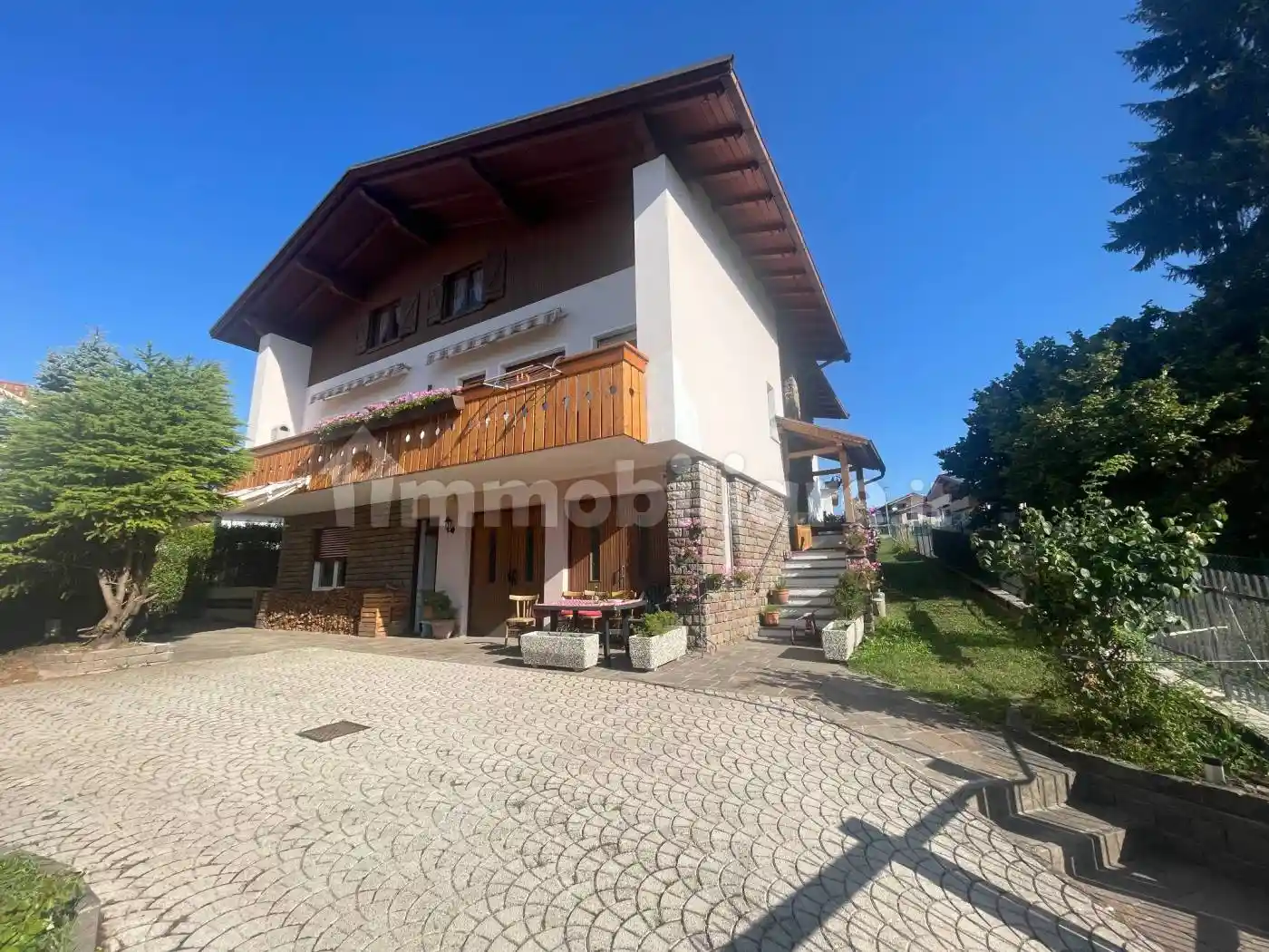 Villa in vendita a Romeno