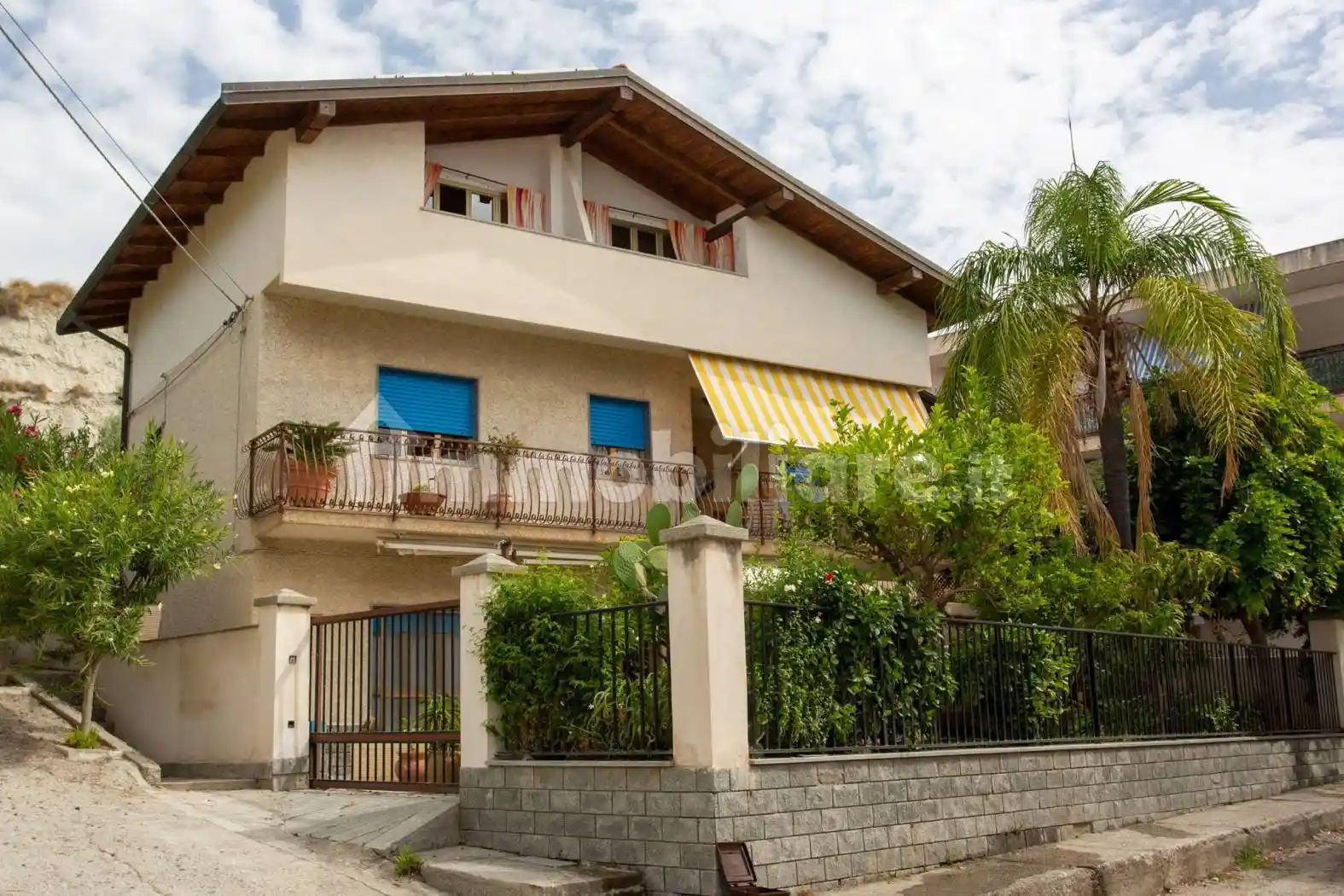 Casa indipendente in vendita a Bova Marina