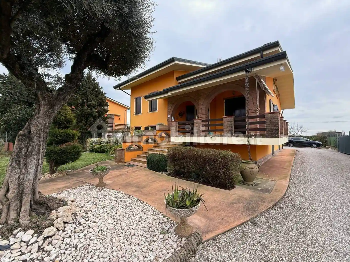 Villa in vendita a Bondeno