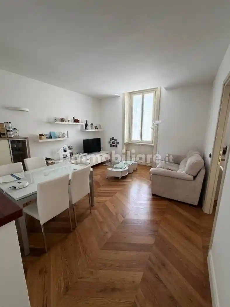 Appartamento in affitto a Varese