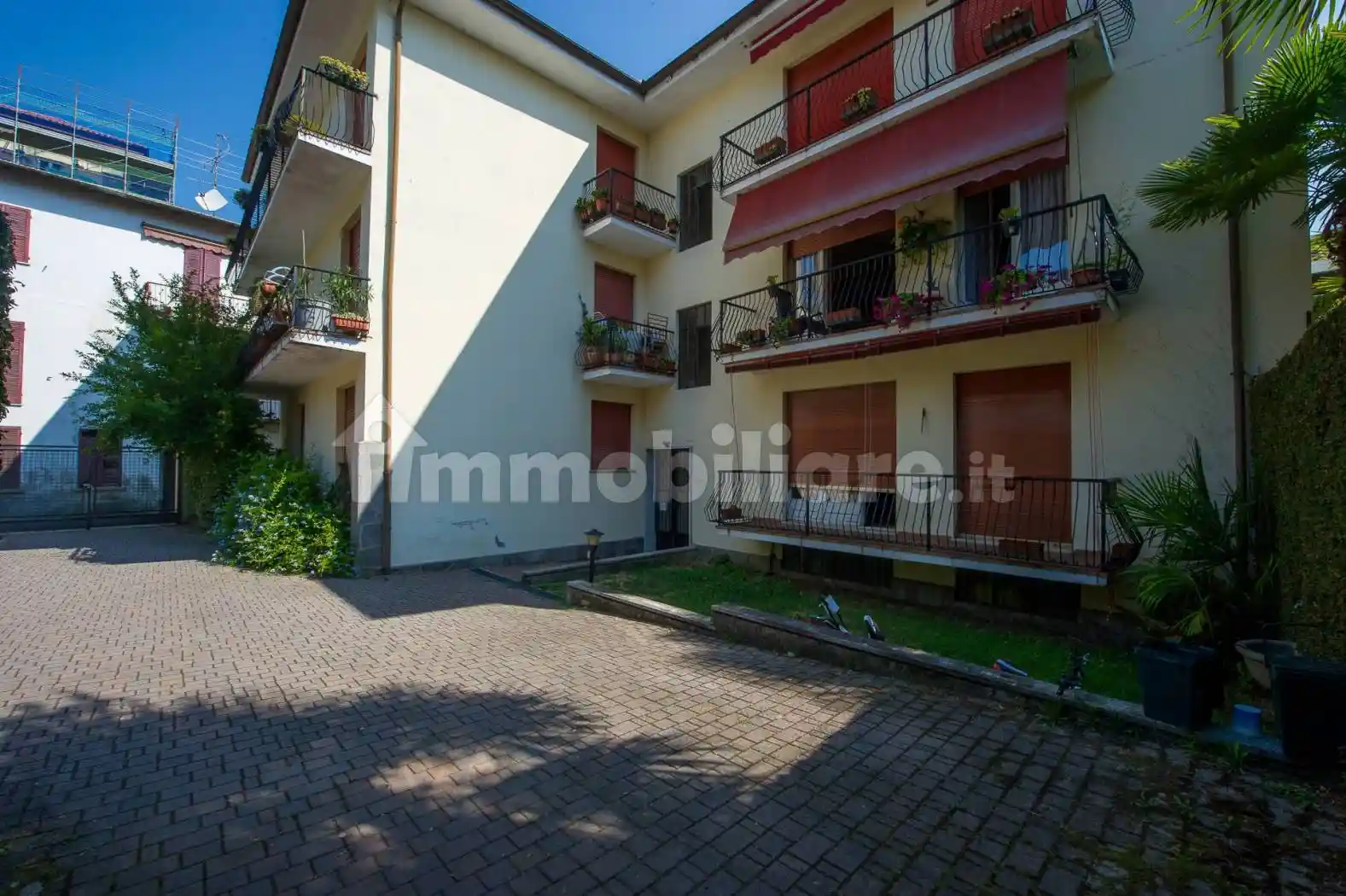 Appartamento in vendita a Lesa