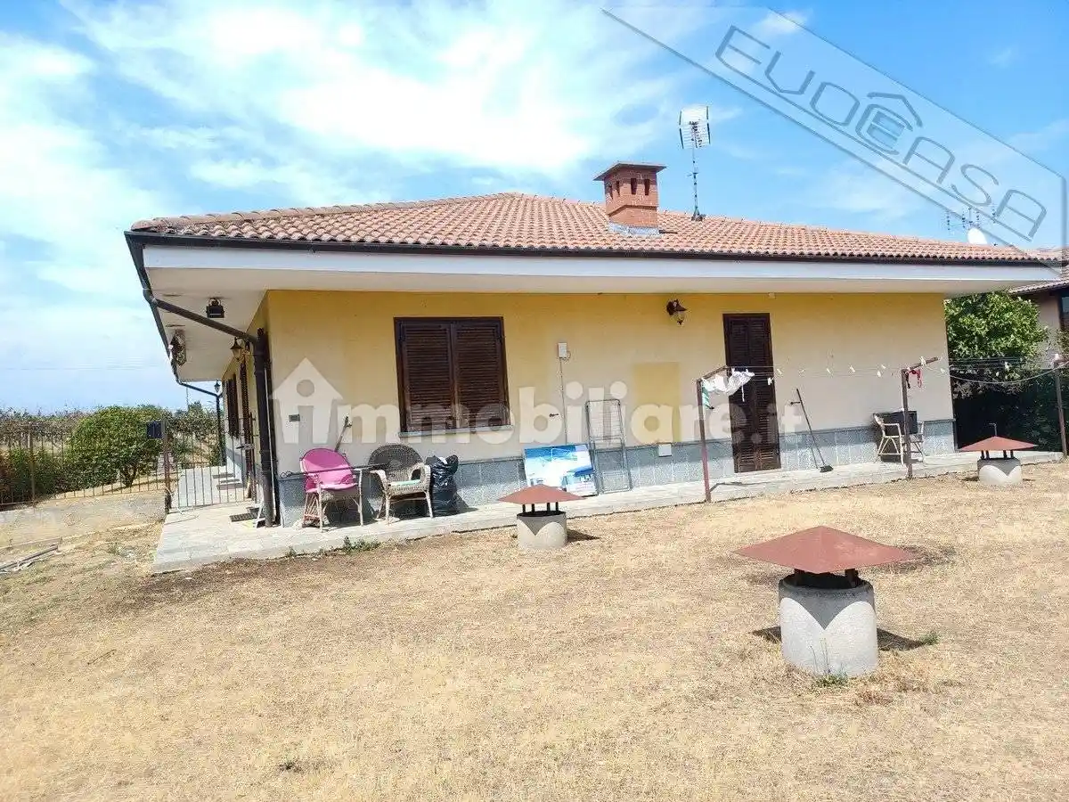 Villa in vendita a Barge