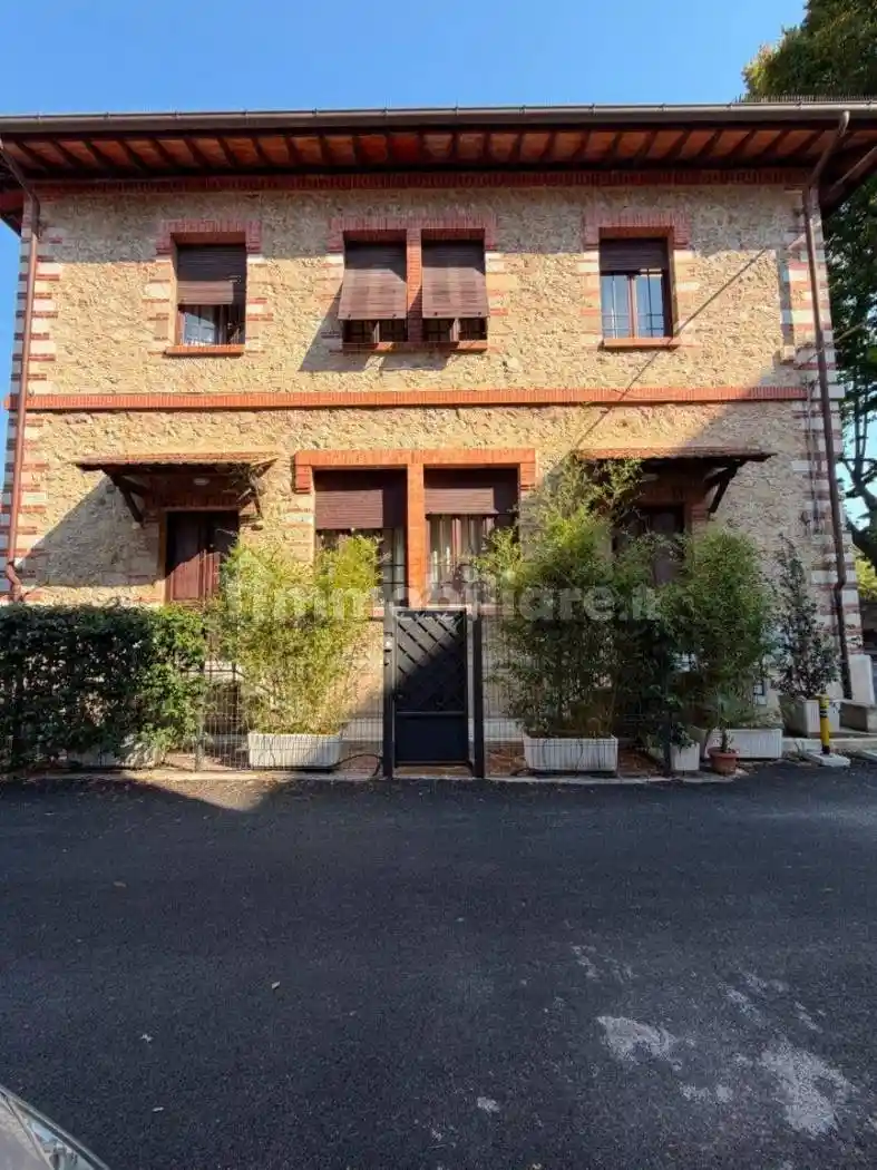 Villa in vendita a Pietrasanta