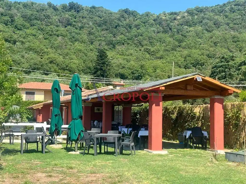 Villa in vendita a Trevignano Romano