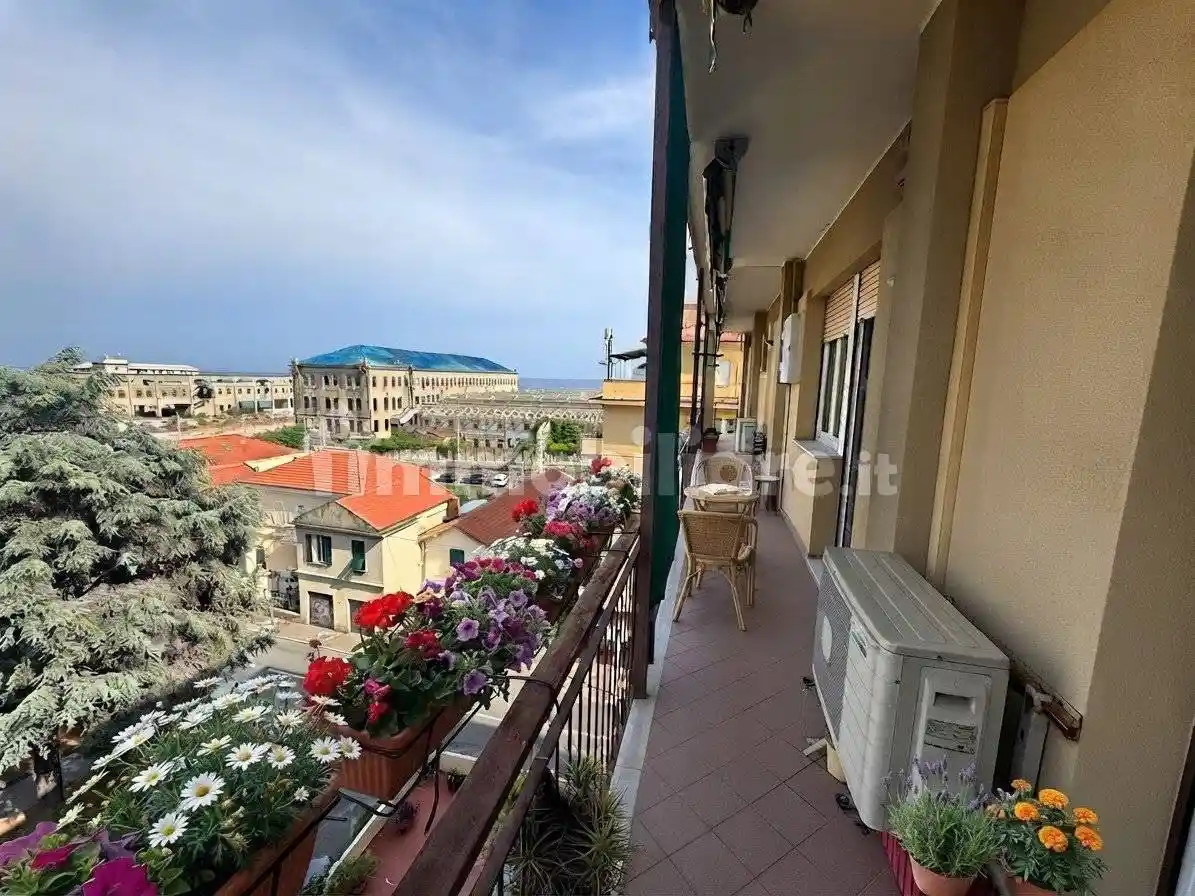 Appartamento in vendita a Pietra Ligure