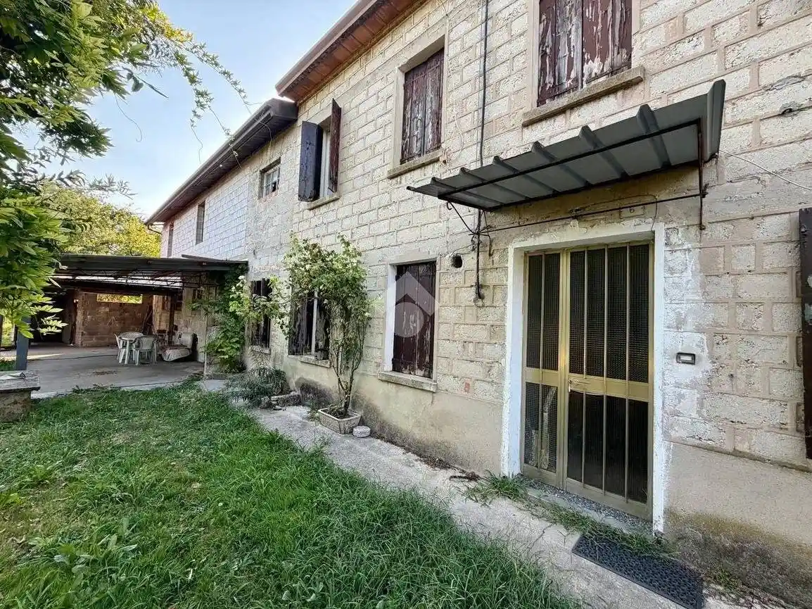 Casa indipendente in vendita a Godega di Sant'Urbano