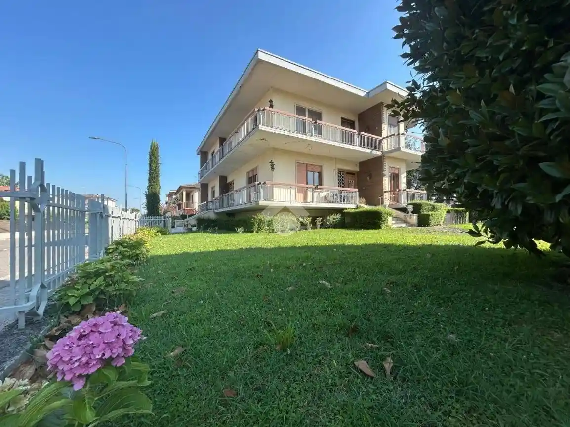 Villa in vendita a Isola della Scala