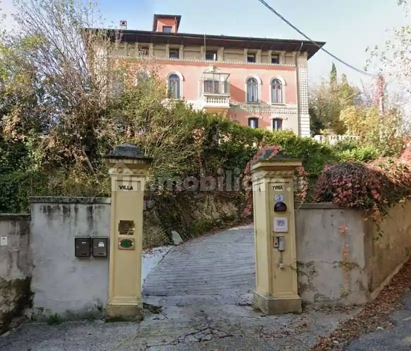 Appartamento in vendita a Verona