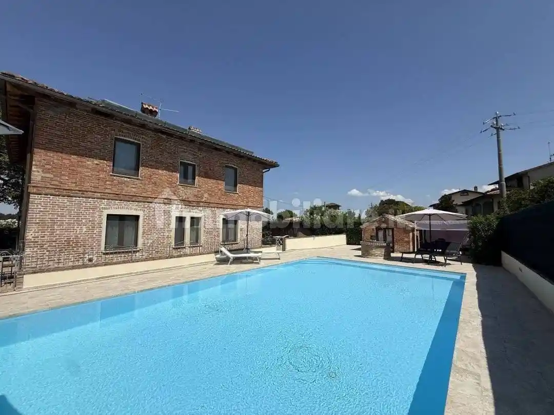 Villa in vendita a Castiglione del Lago