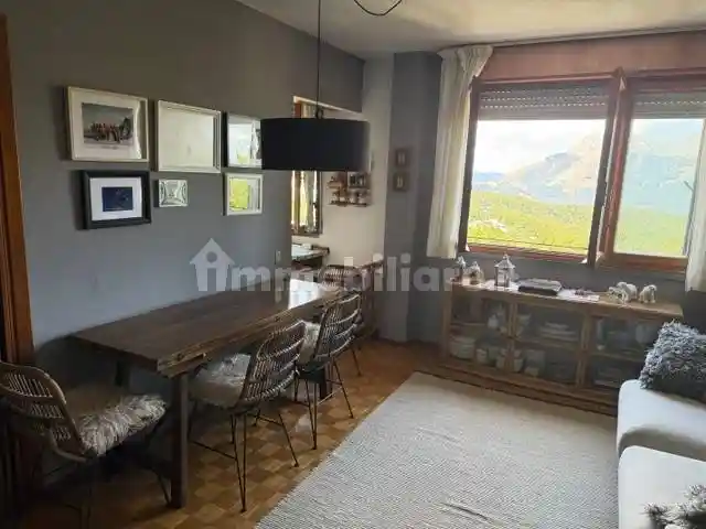Appartamento in vendita a Ventasso