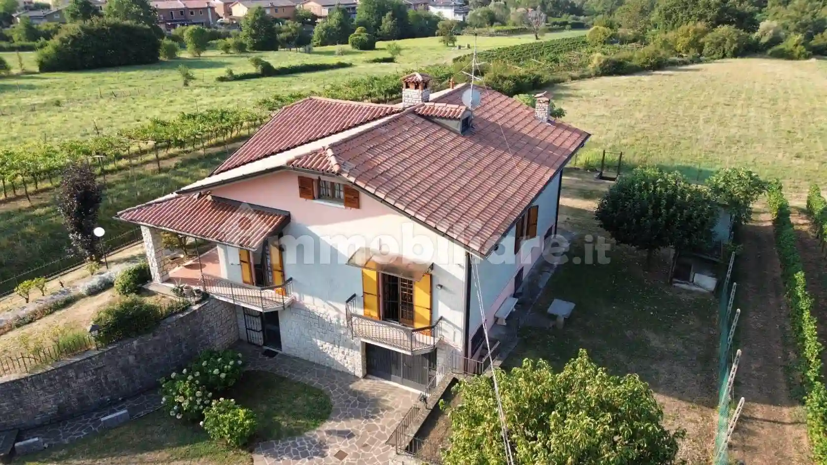 Villa - foto 2