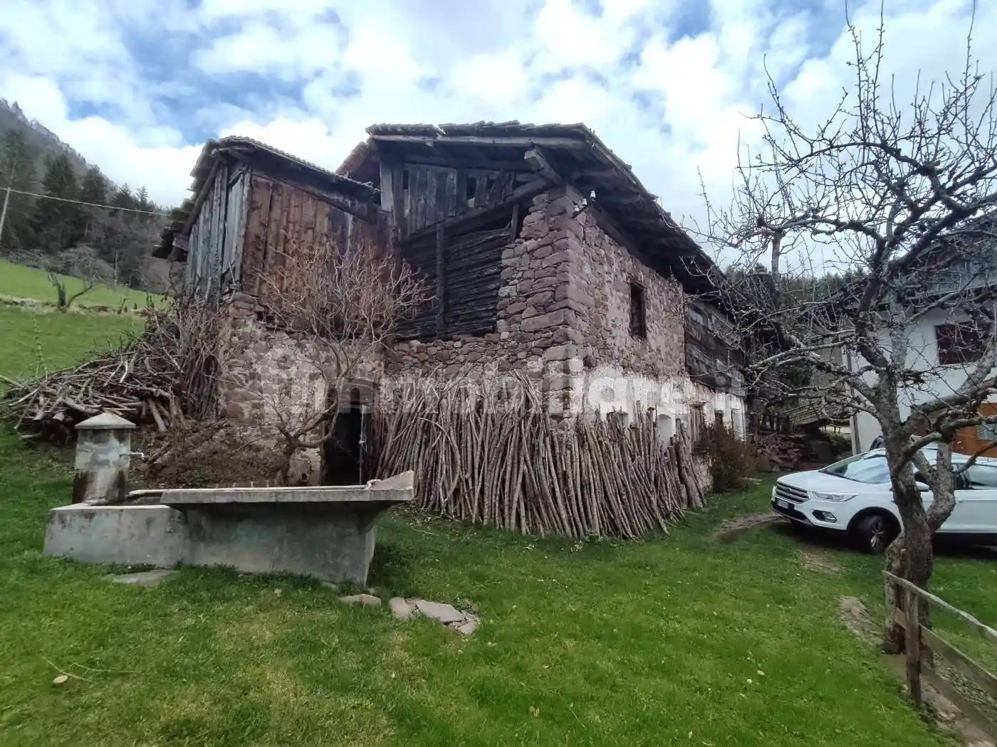 Palazzo - Edificio in vendita a Sant'Orsola Terme